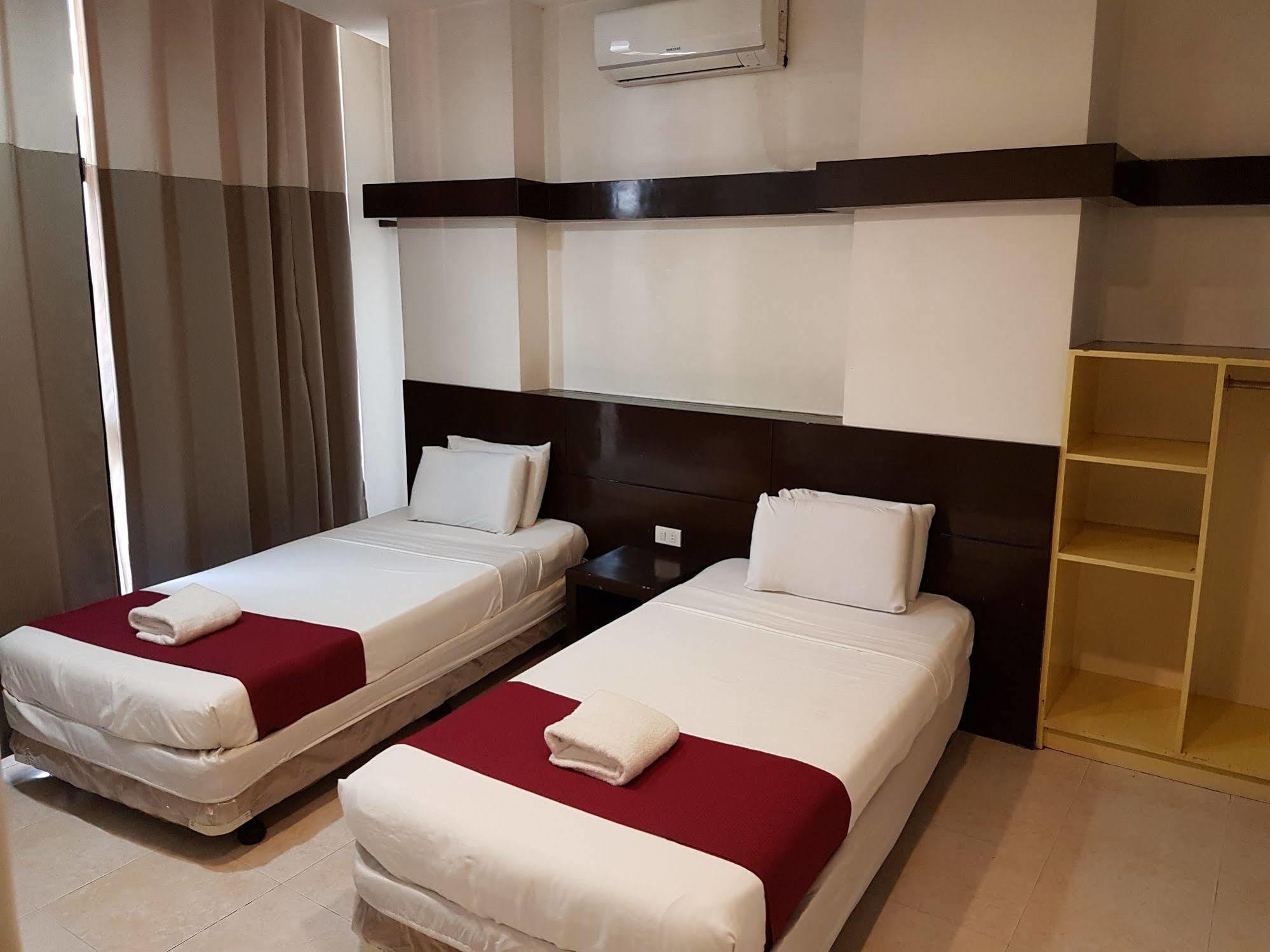 Ong Bun Pension House Iloilo City Exterior photo