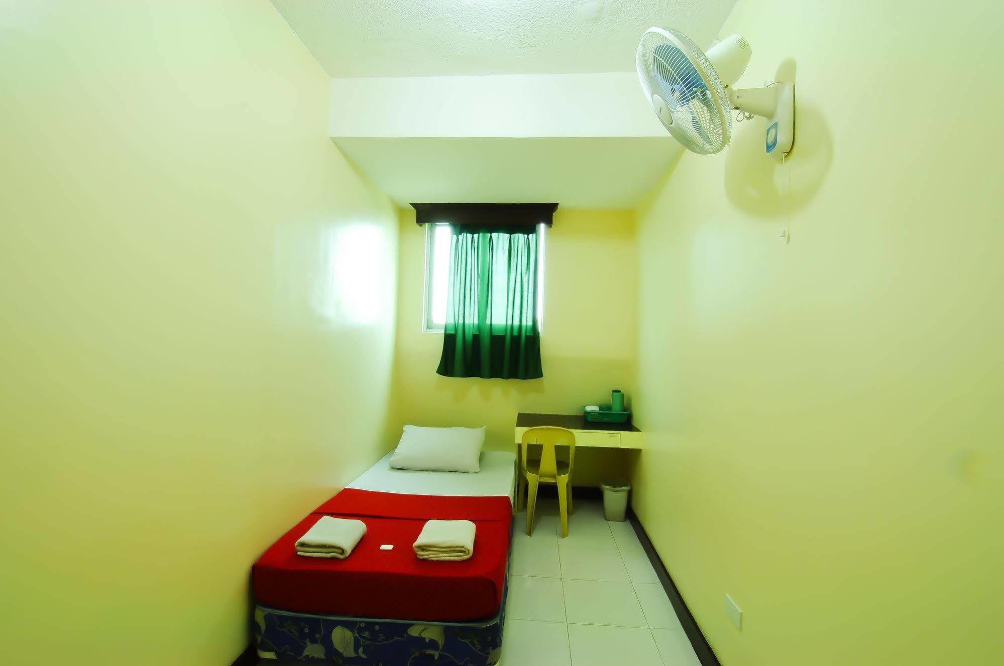 Ong Bun Pension House Iloilo City Exterior photo
